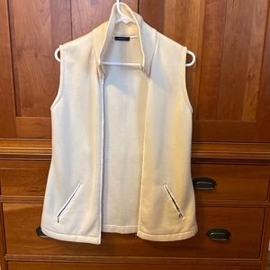 Cream colored Cashmere and silk vest by Manrico made in Italy